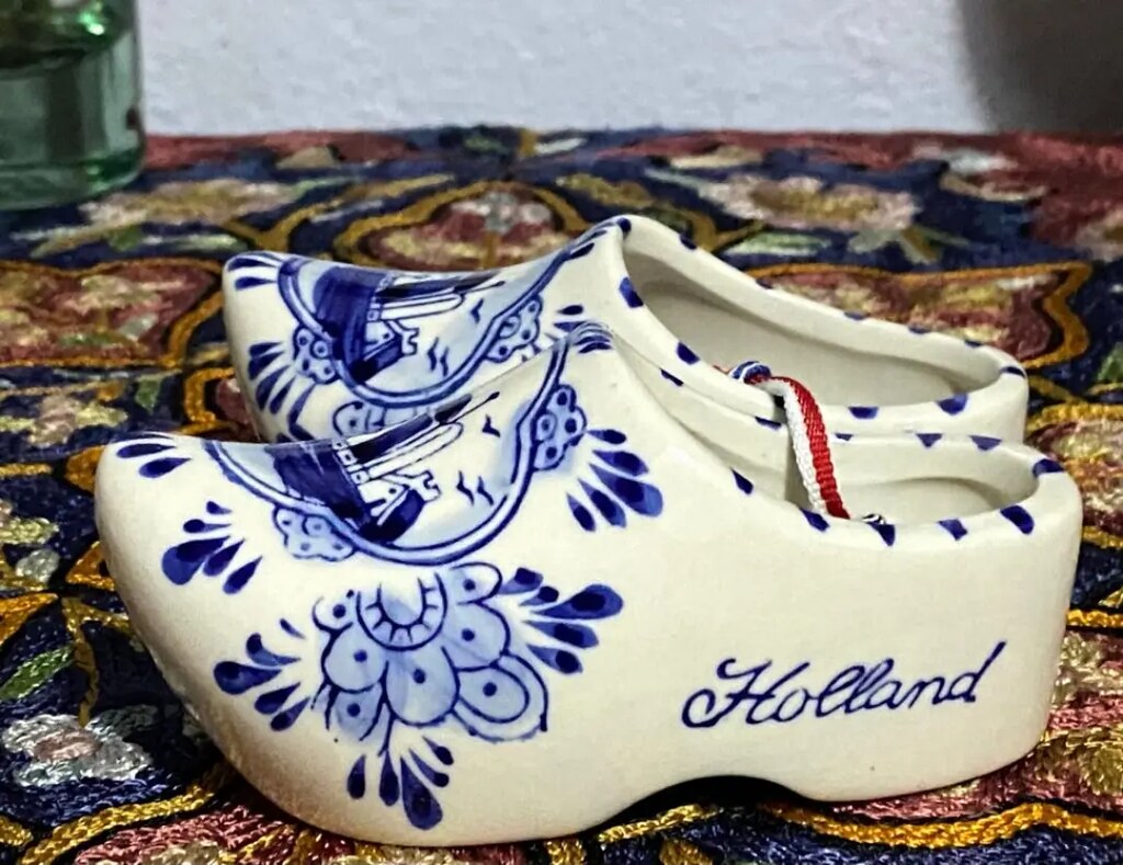 HOLLAND Delft El Boyama Damgalı Porselen Ayakkabı & Çift - 7