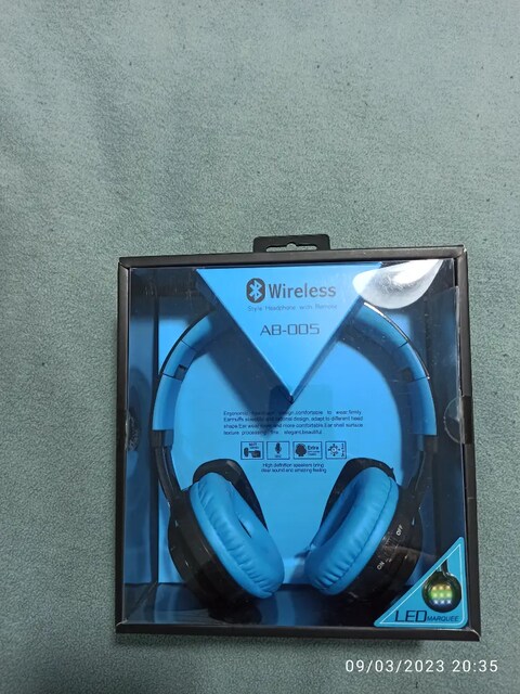 Kutusunda AB-005 Bluetooth kulaklık RGB li