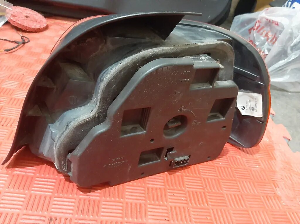 Bmw e39 sol stop duyu üzerinde görüldüğü gibi - 3