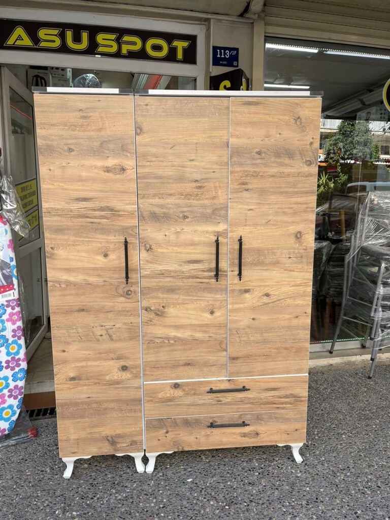 Üç KAPAKLI DOLAP SIFIR - 2