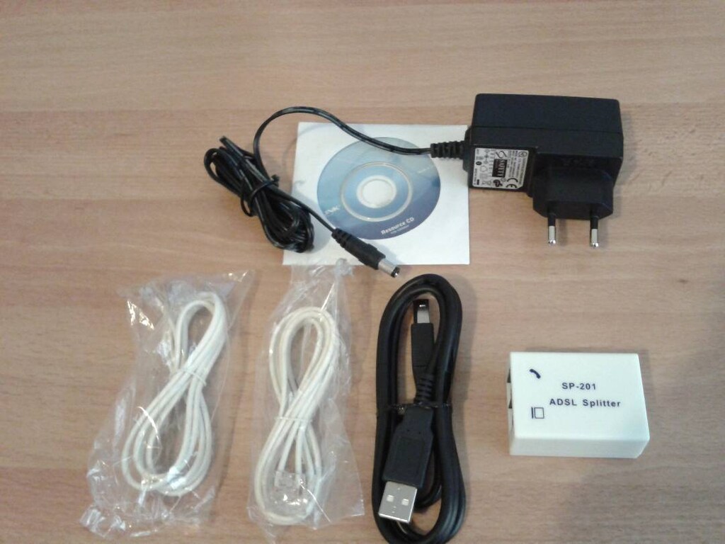 TP-Link TD-8817, ADSL2/2+ Ethernet/USB Modem Router. - 6