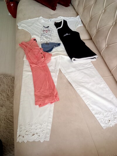 Yazlık için idaal kıyafetler pantolon 55tl Pembe bluz 25 öbür bluz 10