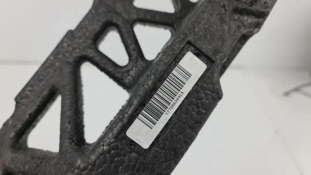 Bmw F30/f31 Ön Tampon Köpüğü - 2