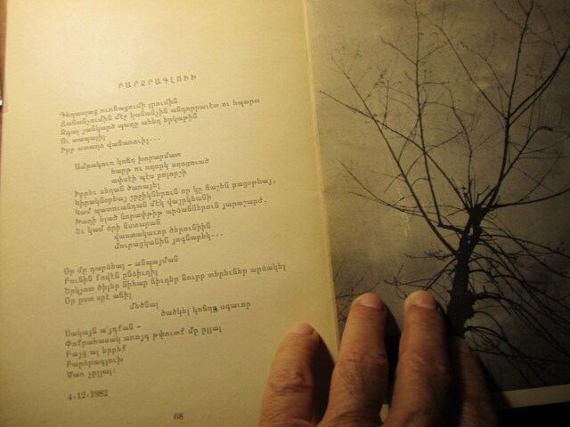 Arto CÜmbÜşyan'dan (Zareh Hrahuni) 2 adet şiir kitab?