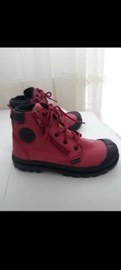Palladium Kız Çocuk Botu (Sıfır ayarında)
