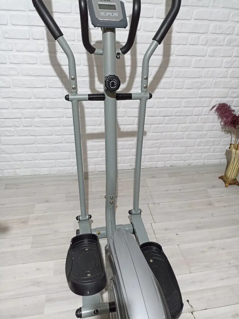 (ÜCRETSİZ TESLİMAT) VOİT PROFESYONEL AYARDA ELİPTİK BİSİKLET - 4
