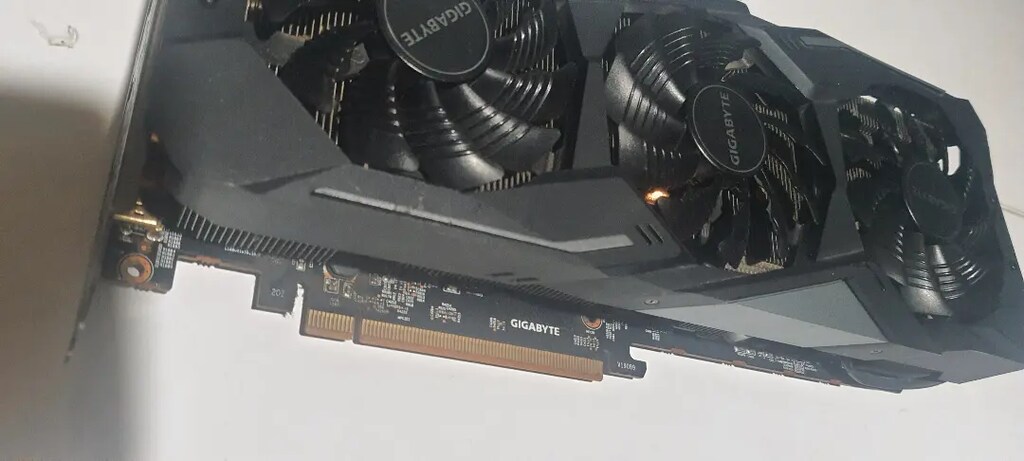 Radeon RX 5700 XT 8GB GDDR6 256Bit Ekran Kartı - 5