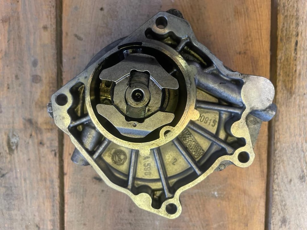 1.9 tdı 150 hp Opel , Alfa , Saab Orjinal fren vakum pompası