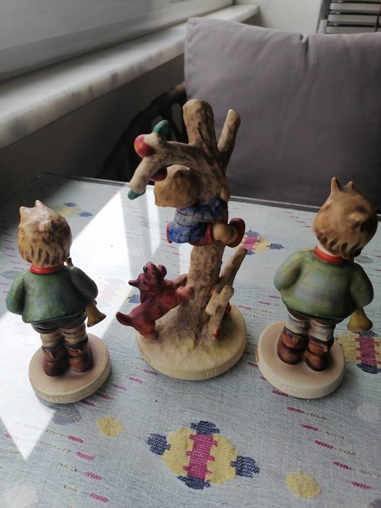 Goebel hummel biblo - 2
