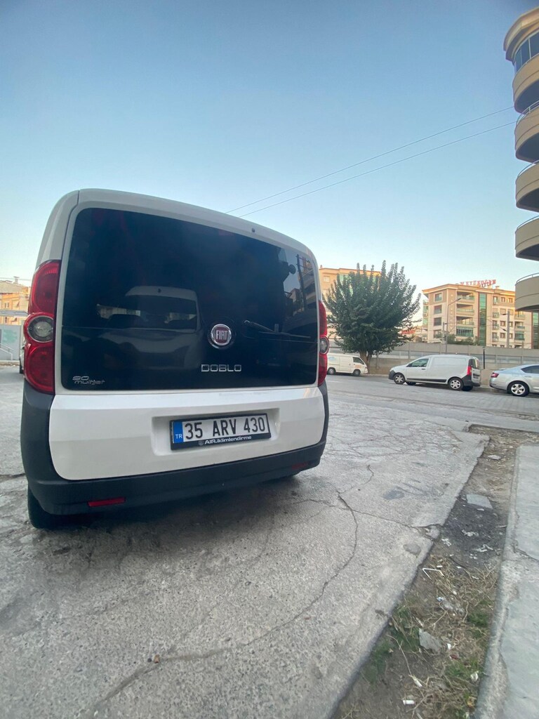 Sahibinden Camlıvan dizel Doblo - 3