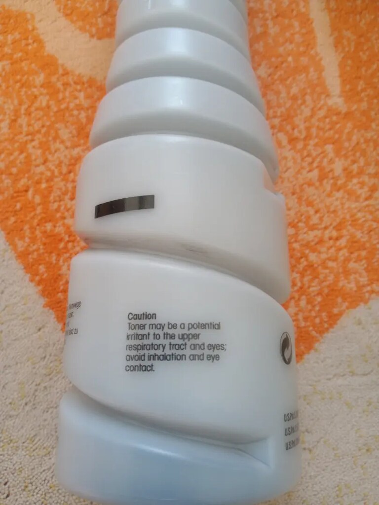 Develop toner 204 - 9