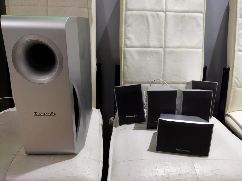 Panasonic 5+1 ses sistemi hopörlörleri