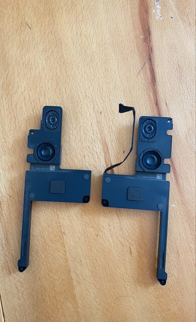 Macbook Pro A1398 Orjinal Speaker Hoparlör Seti Sol Sağ Çıkma Tamirlik