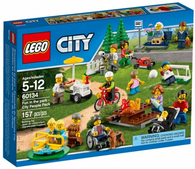 LEGO City 60134 + Green Baseplate 10700 + LEGO 40312 Polybag