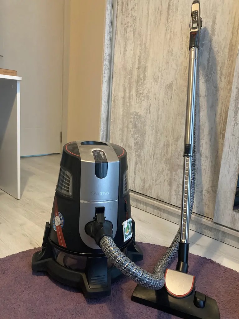 Aura temizlik robotu - 3