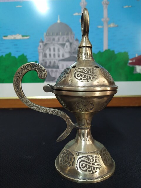 HİLAL TÜTSÜLÜK