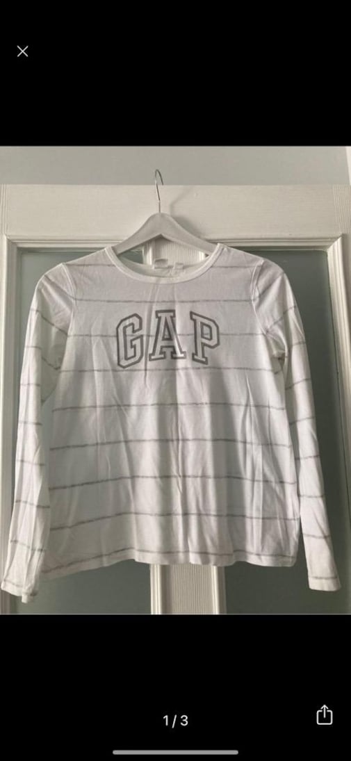Gap tshirt