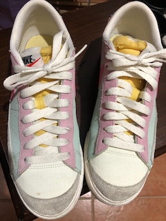 Nike - 2