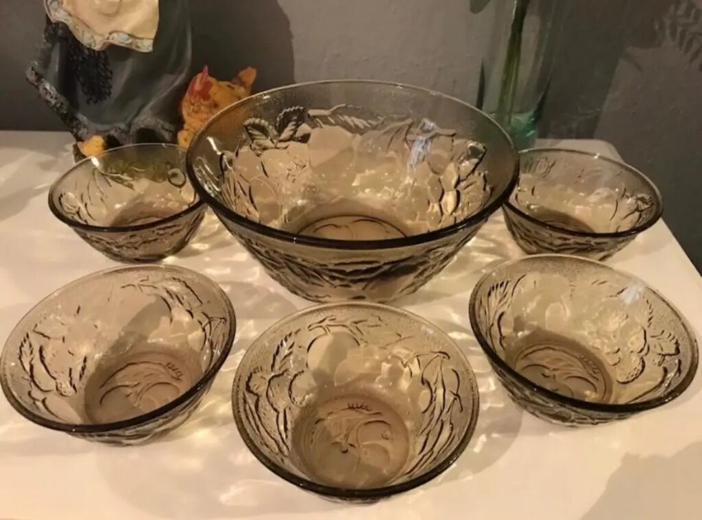 İTALYAN Kabartma Meyve Desenli Vintage Kase Takımı