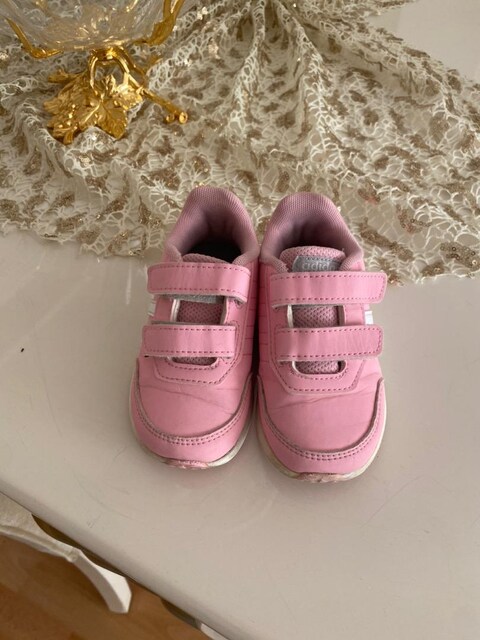 Adidas ayakkabı