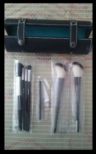 Makyaj fırça seti avon marka