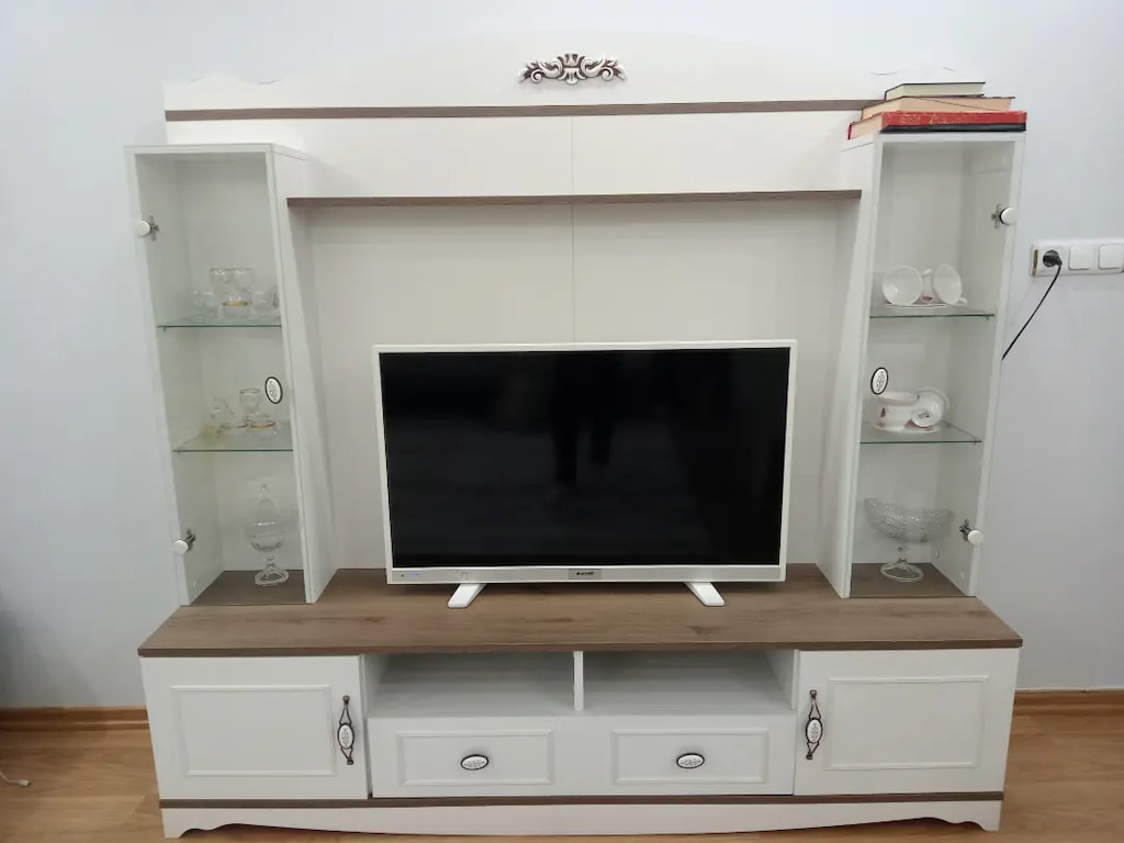 TELEVİZYON - 4