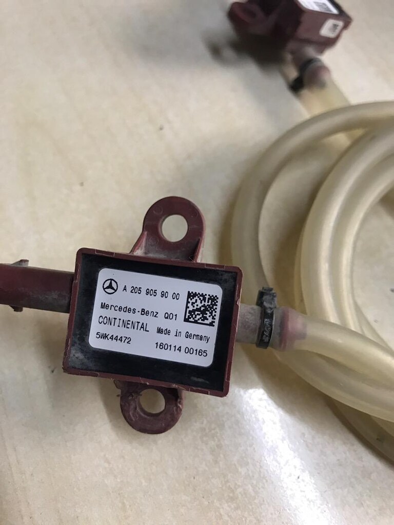 Mercedes benz W205 C180 ön tampon darbe sensörü cıkma orjinal - 2