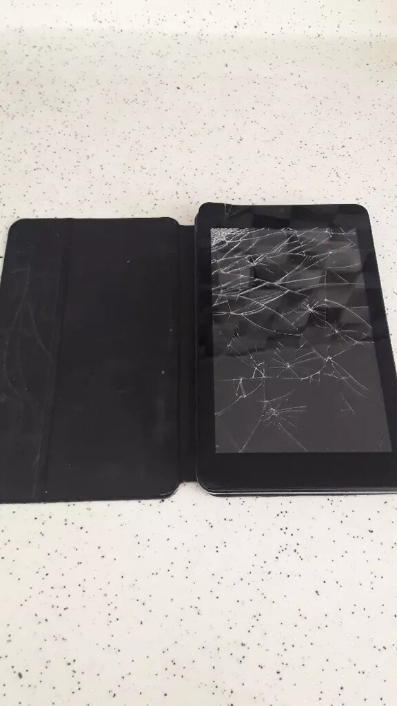 Tablet çalışıyordu sadece camı kırık malzemeleride kullanilabilir - 5