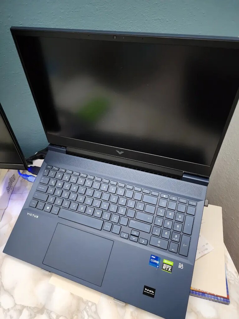 HP Victus 16 E1005NT Intel Core i7 12700H
16 RAM/ 512 GB SSD 100w 3060 - 5