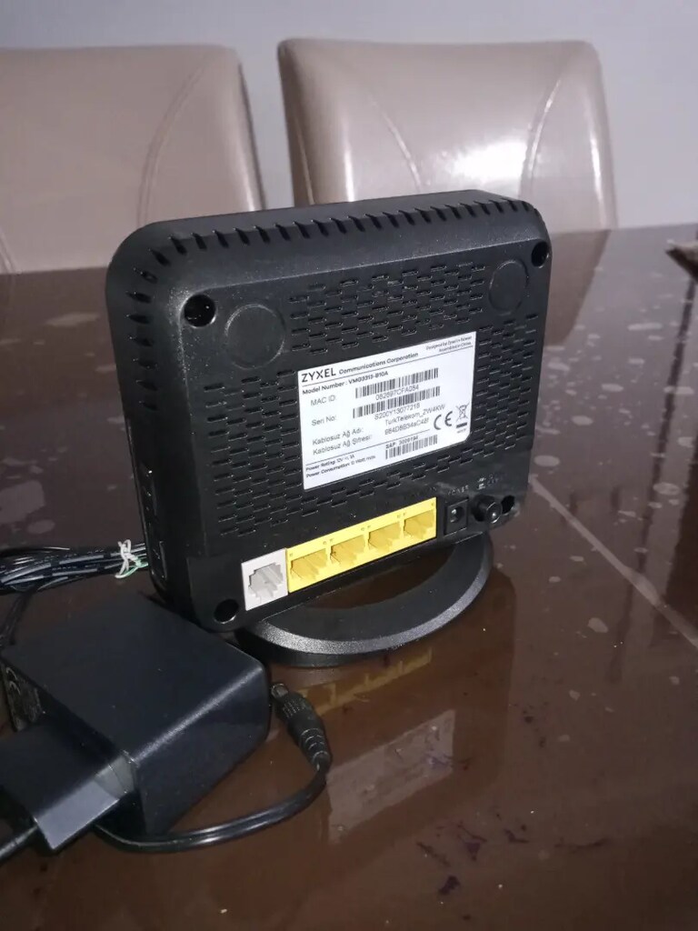 ZYXEL VMG3313 -B10A. VDSL MODEM - 2