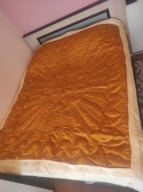 1.70-2.10 ebatlarinda 5kg ağırlığında Pamuklu saten yorgan
