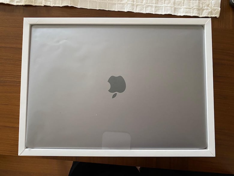 Macbook Pro 13, İntel 2.0 Ghz, 16 Gb Ram, 1 TB Hafıza - 2
