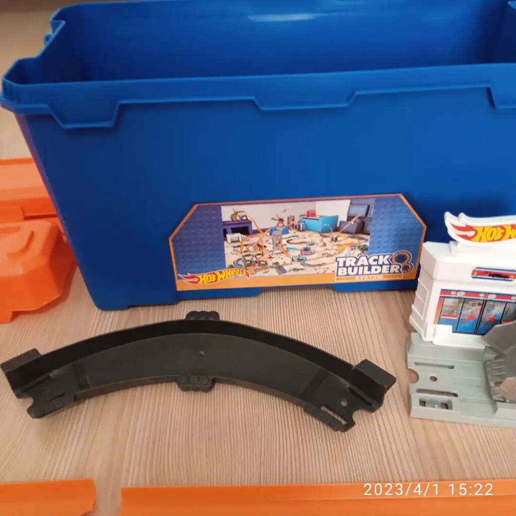 Hot Wheels - 4