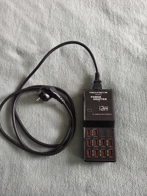 10 PORTLU USB ŞARJ İSTASYONU