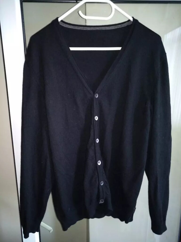 HUGO BOSS HIRKA SİYAH VE LACİ 2XL BEDEN
