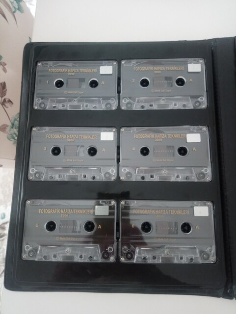 Kitap ve kaset (mega hafıza)