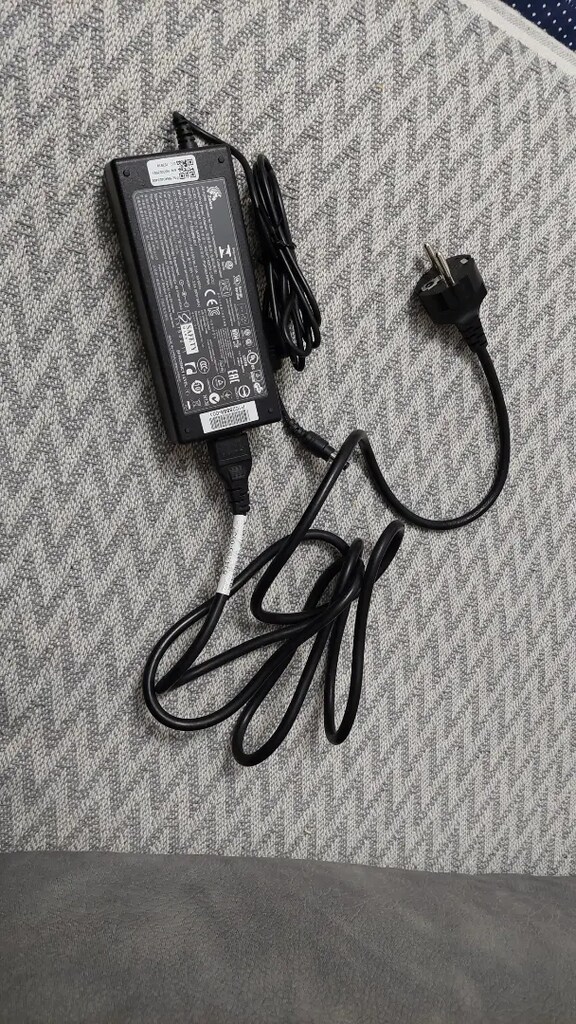 Leptop sarj 20v 3.0 60w - 3
