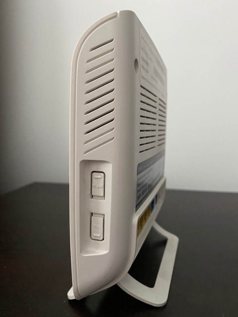 Zyxel 4 Port 300 Mbps Fiber Vdsl2-Adsl2+ Modem - 2