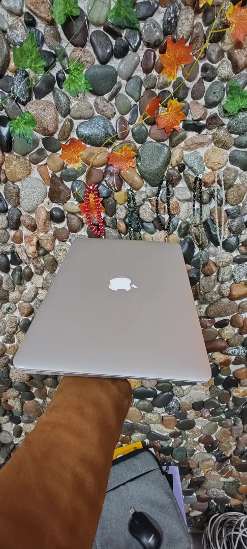 Apple Macbook AİR 2017 tertemiz - 4