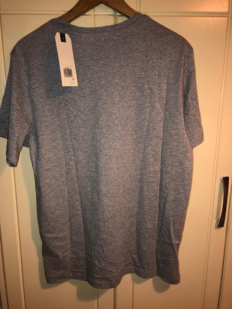 Levi’s Tshirt - 4