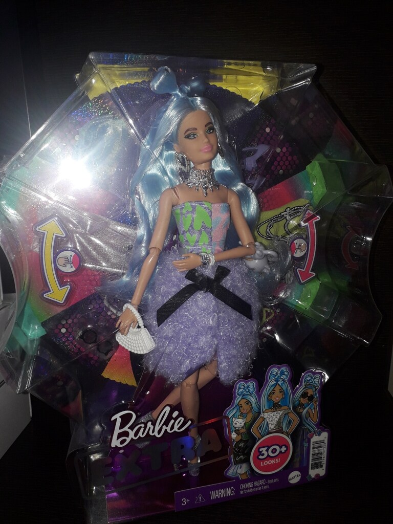 Barbie extra 30+ looks - 4