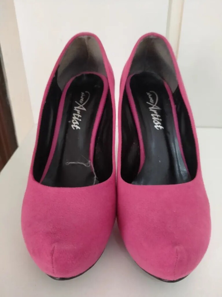 Stiletto - 3