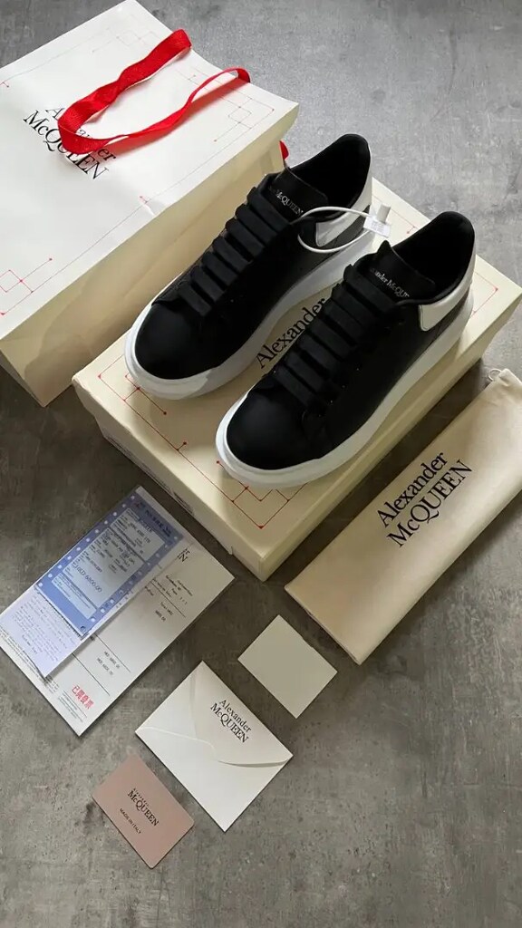 Alexander McQueen - 5