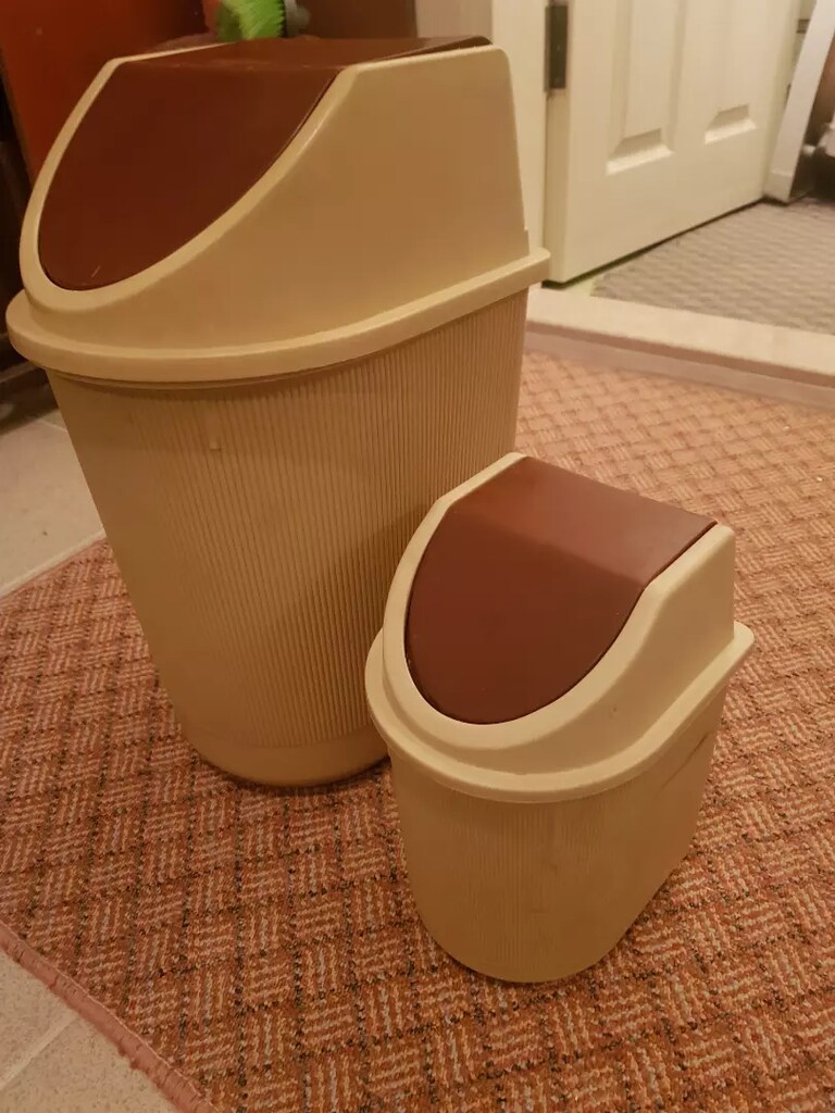 Çöp kutusu 2 adet - 3