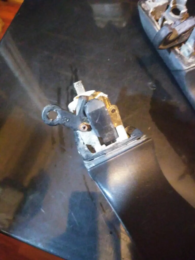 LAND ROVER P38 ÖN SAĞ KAPI DIŞ KOL - 3