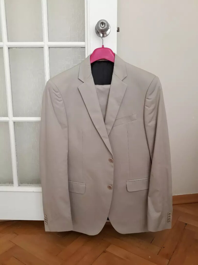 ck Calvin Klein Takım Elbise ( Bej rengi size 50)