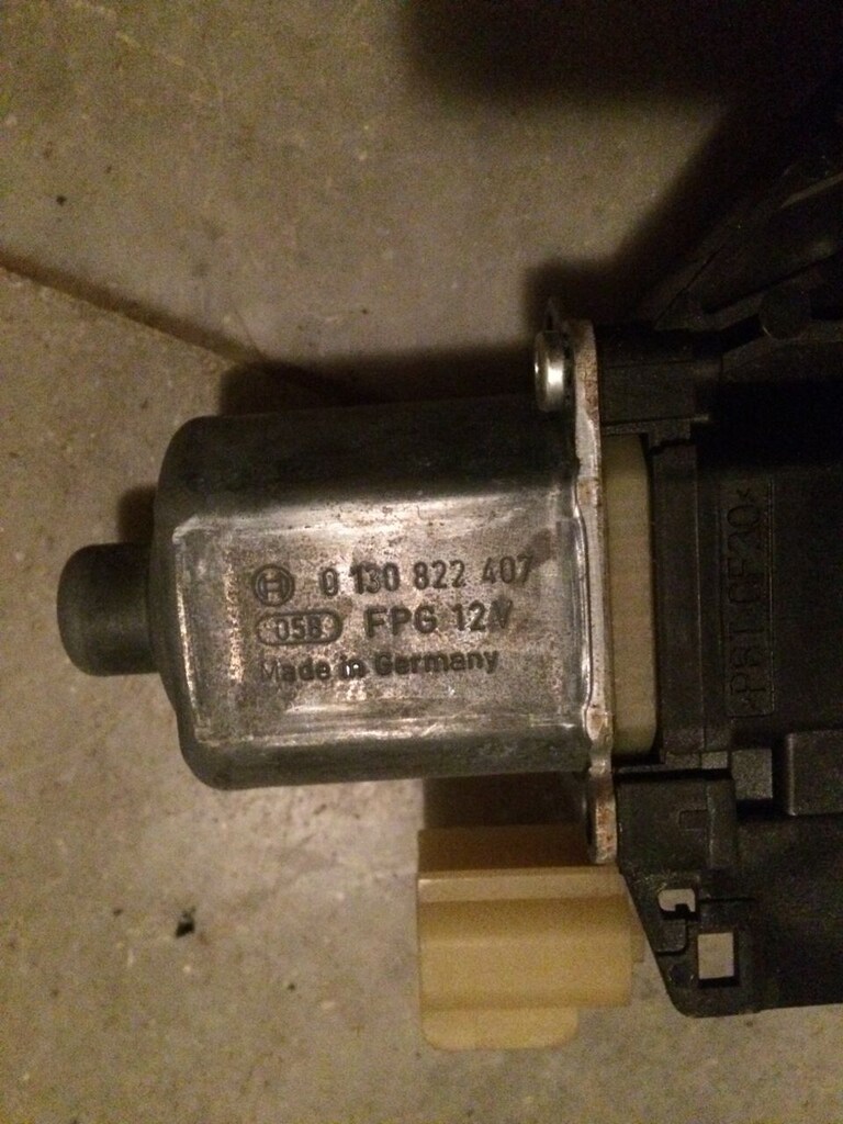 Ford Fiesta Sag ön Cam Kaldırma Motoru 2009-2017 - 4