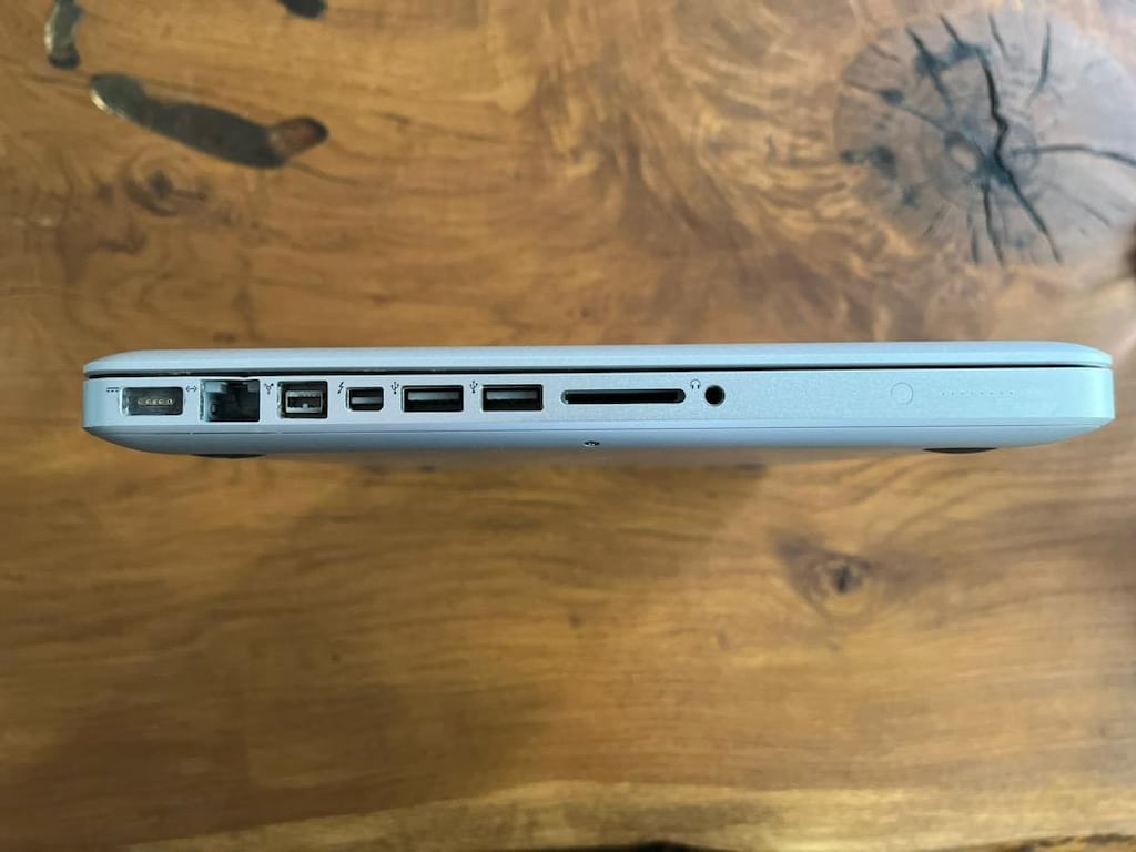 Macbook Pro - 9