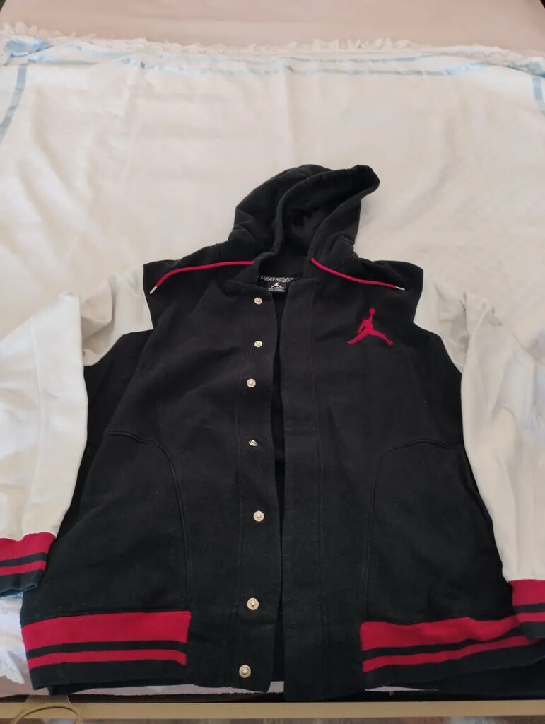 Nike Jordan XXL Beden Hoodie Kapüşonlu, Açıklamaya ve İlanlarıma Bakın
