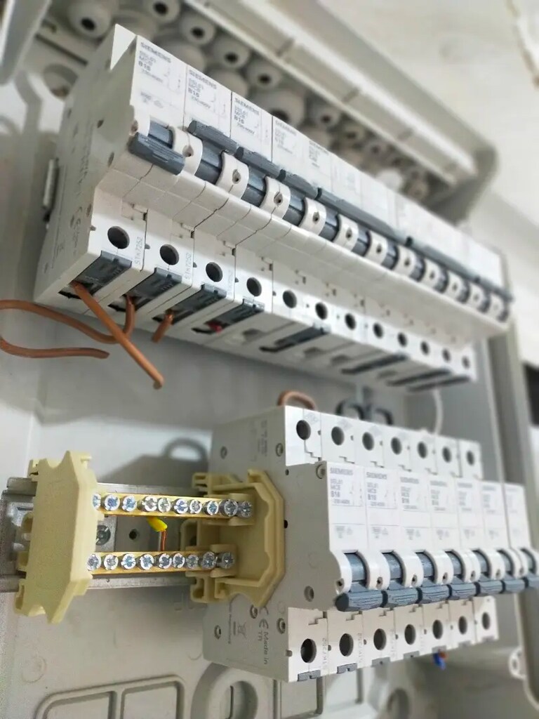 Hensel 24'lü IP65 Sigorta Kutusu - KV 8224 - 5